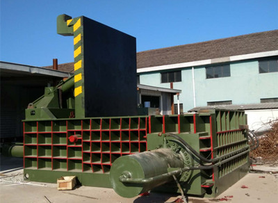 廣東（dōng）315噸廢鋼打包（bāo）機
